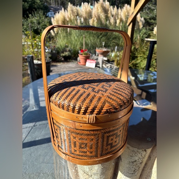 Vtg Chinese Wedding /Betrothal Lidded Basket - Picture 6 of 10